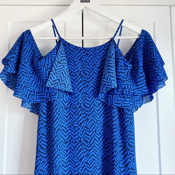 Like new Banana Republic Maxi Dress - Picture 5 of 11